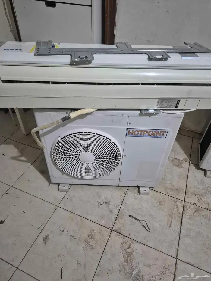 2مكيف هوت بوينت اسبلت طن ونص1300 1