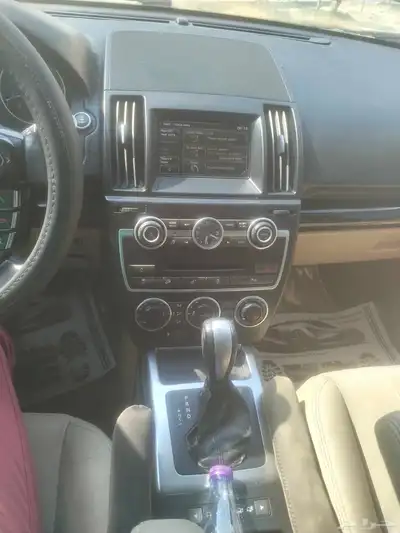 لاندروفر LR2 موديل 2015 index