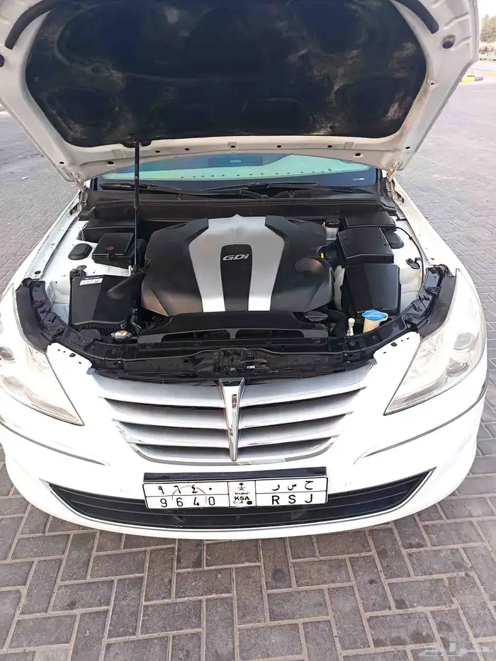 هونداي جنسس 2014 12