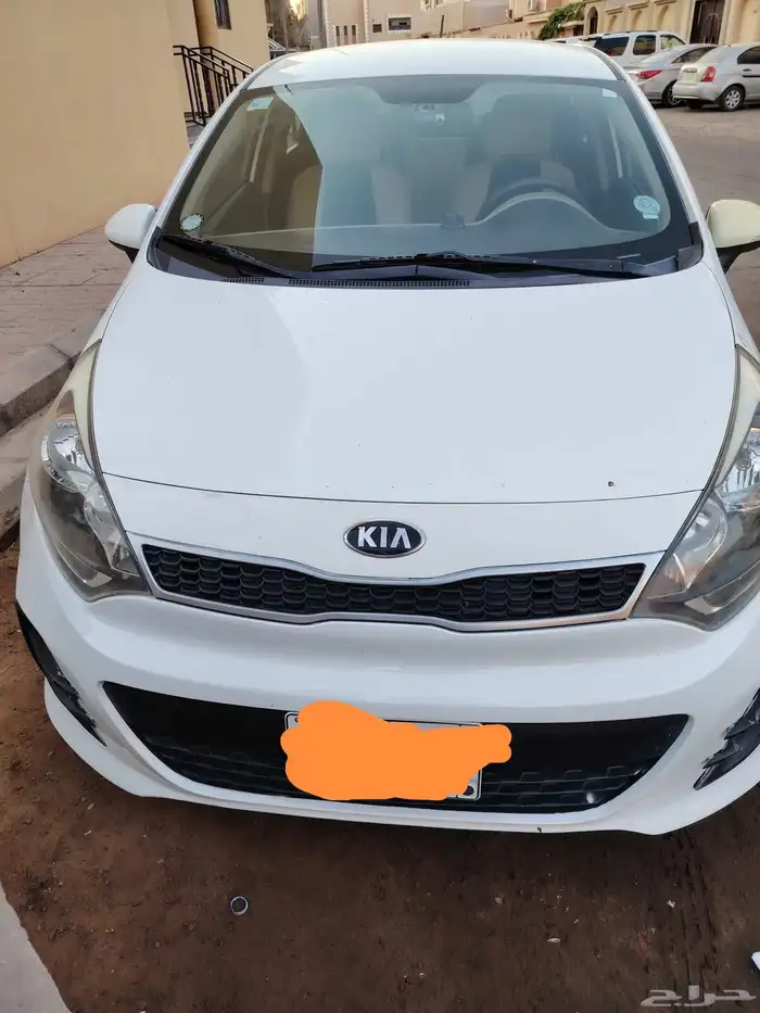 كيا ريو هاتش باك 0