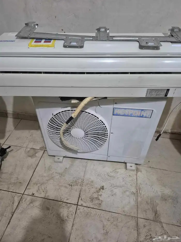 2مكيف هوت بوينت اسبلت طن ونص1300 0