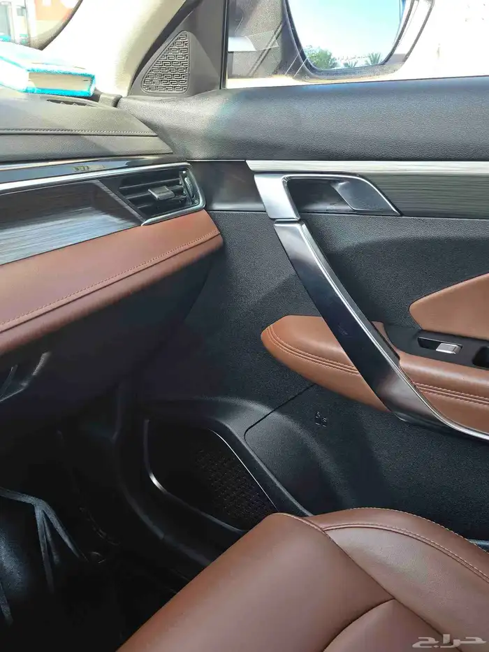 جيلي ازكارا 2023 شبه جديده 3