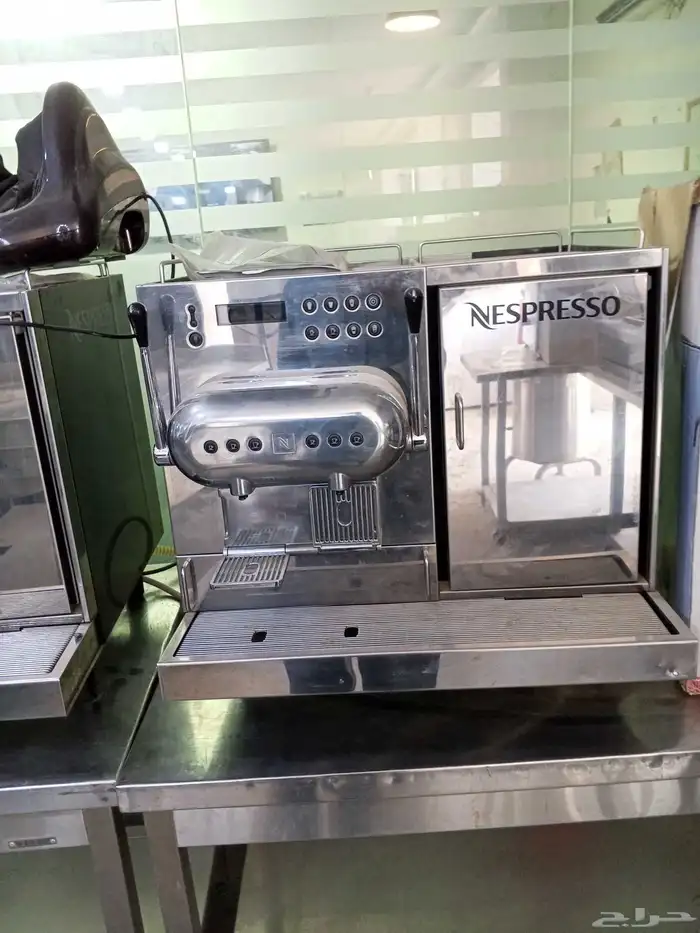 مكينة قهوة نسبرسو 0