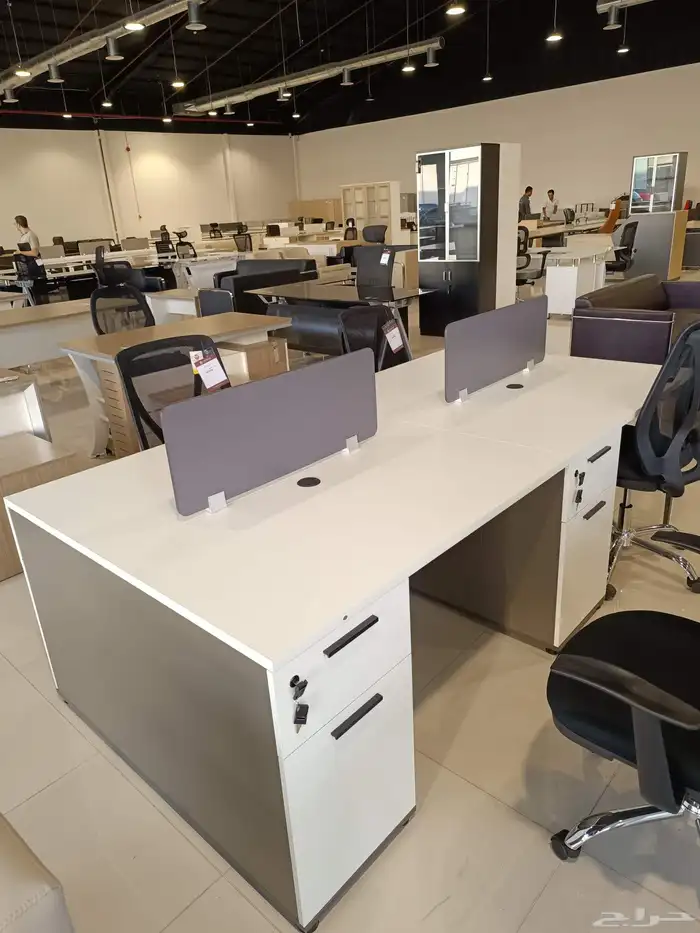 اثاث مكتبي متنوع جديد 0