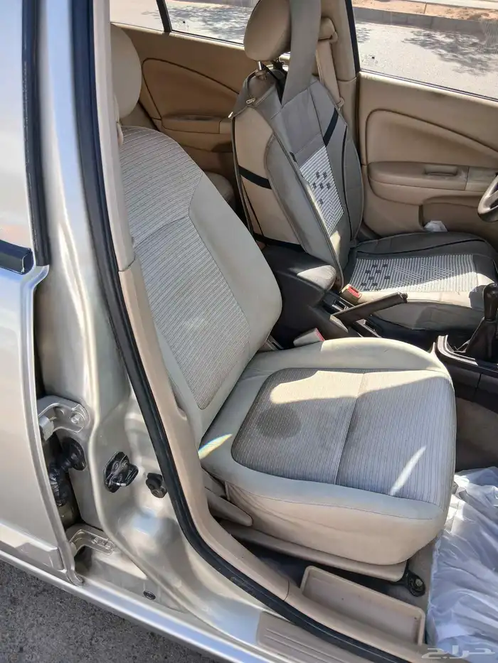 نيسان صني 2009 جير عادي وكاله 13