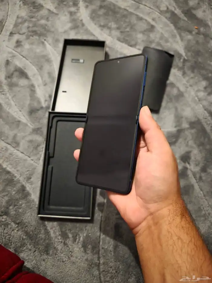 Samsung galaxy Flip 7 512gb استخدام اقل من يومين 4