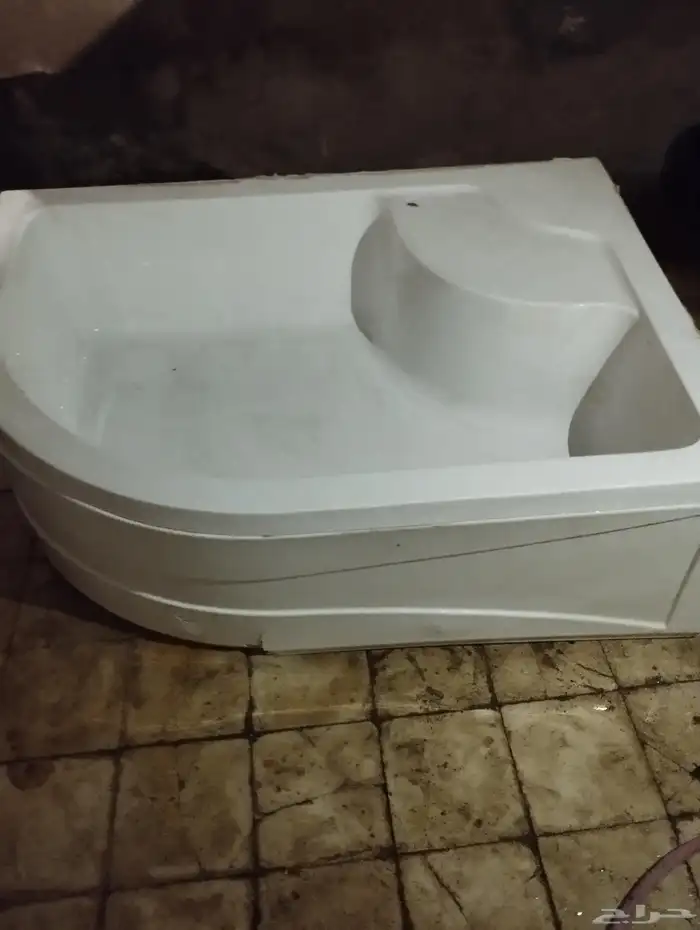 حوض استحمام مستعمل بحاله جيده للبيع 1