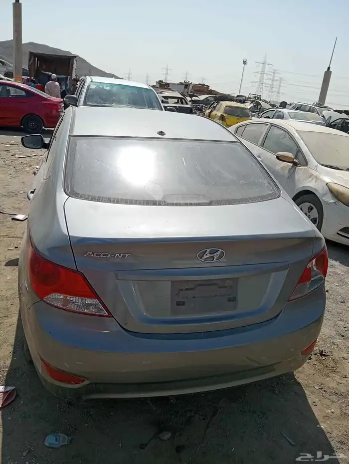 اكسنت 2014 متوفر جميع انواع قطع غيار 3