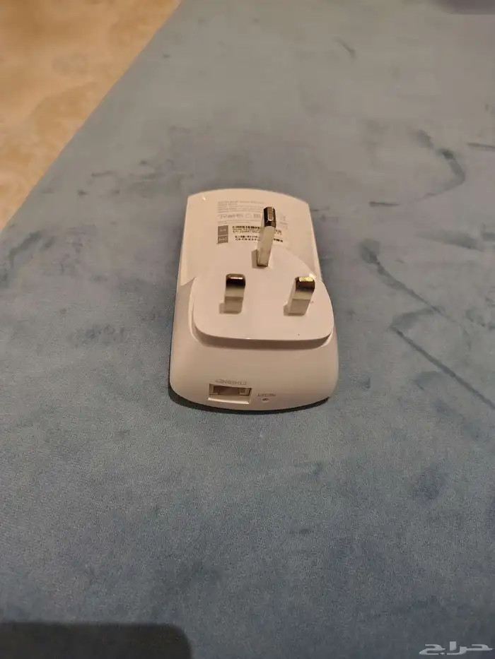 لاقط وموزع الشبكة tb link 4