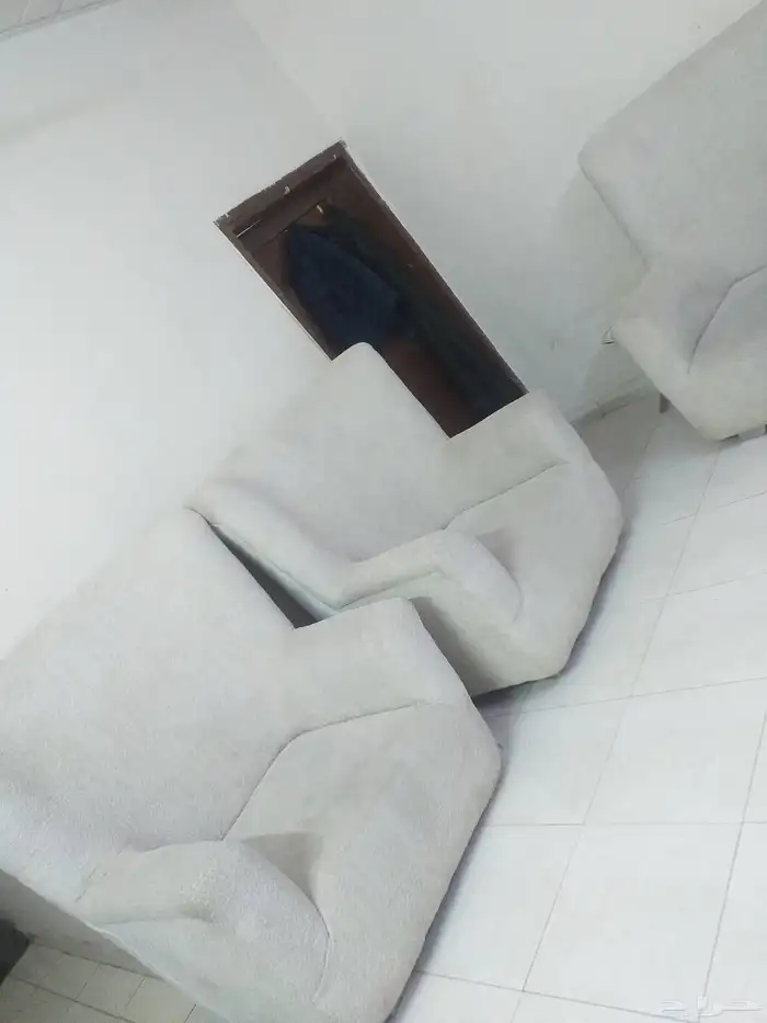 للبيع فرشه وكنب وفرش نفرين نظيف 9