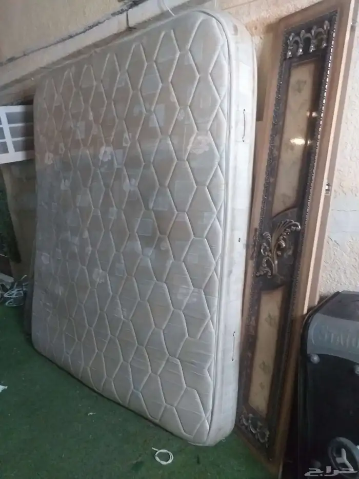 للبيع فرشه وكنب وفرش نفرين نظيف 3