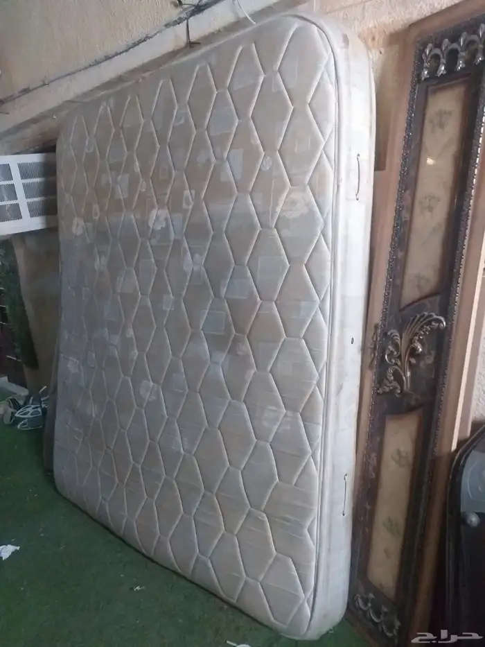 للبيع فرشه وكنب وفرش نفرين نظيف 4