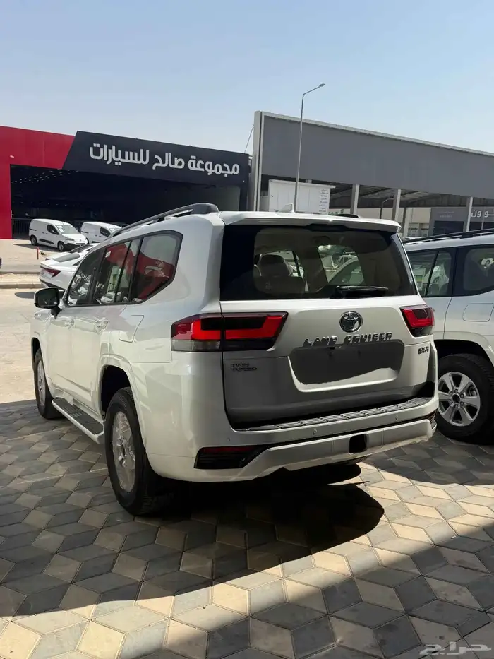 لاند كروزر GXR -2025 -L2 وارد الوكيل 8