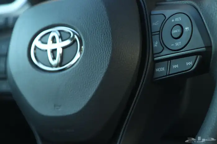 تويوتا راف فور ادفنشر 2025 5