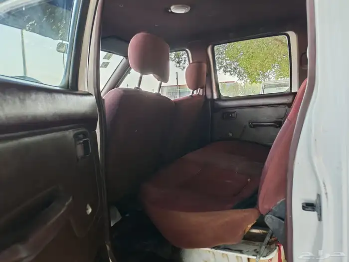 نيسان ددسن 2010 غمارتين 5