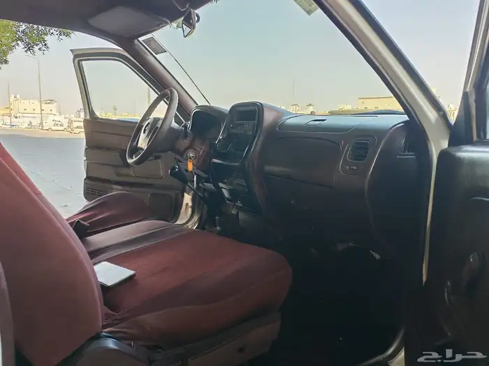 نيسان ددسن 2010 غمارتين 8