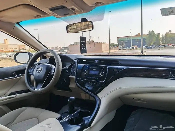 تويوتا كامري 2020 LE 8