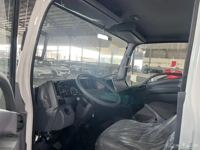 ايسوزه دينا استندر 4طن شاص طويل2025 كاش واتمويل اقل الاسعار 4