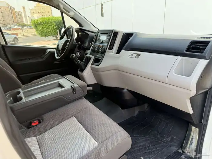 تويوتا هايس 2020 4