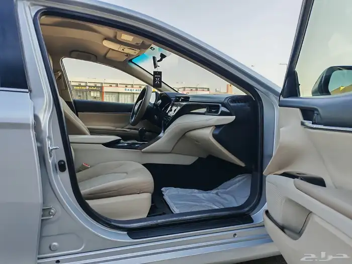 تويوتا كامري 2020 LE 6