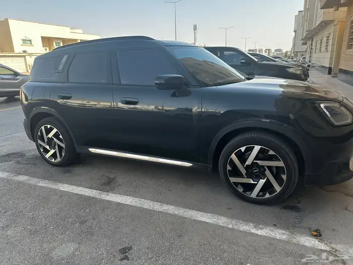ميني كوبر 2024 MINI Countryman 0