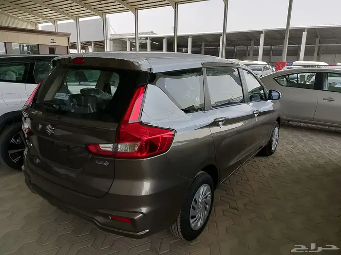 سوزوكي ارتيجا GL و GLX 2025 2