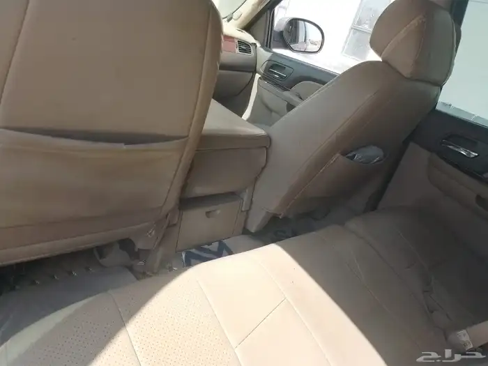 شفر تاهو 2014 نظيف جدا  دفع رباعي ماشي 500 الف فية رش تحمي 14