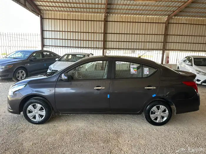 للبيع نيسان صني 2020 نظيفه 1