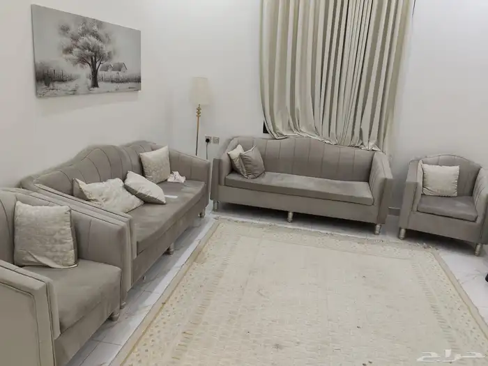 كنب وطاولات للبيع 0