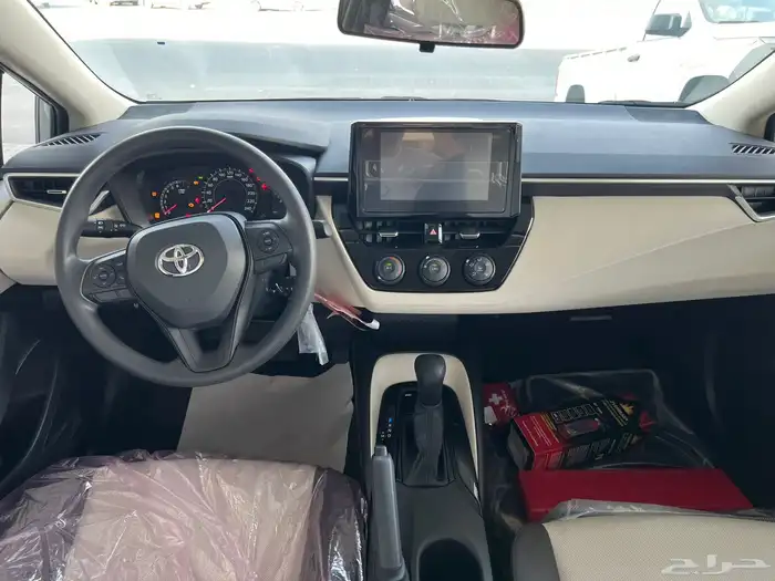 تويوتا كورولا 2025 XLI مطور بالنقد والتقسيط 8