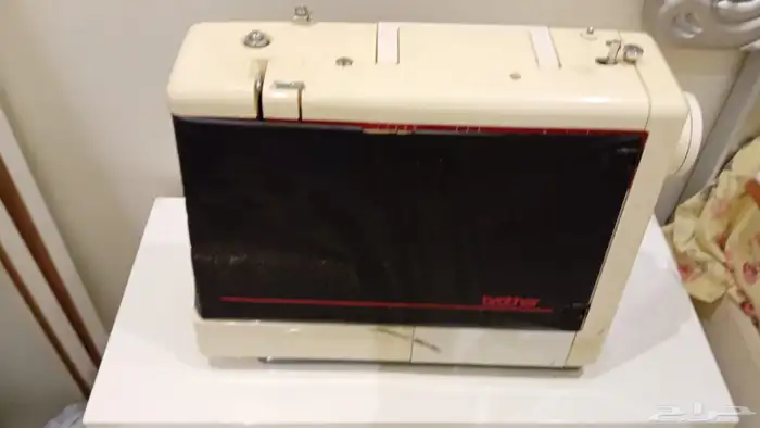 ماكينة خياطة 0