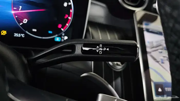 لاستيراد من كوريا _ مرسيدس GLC300 كوبيه _ 2024 16