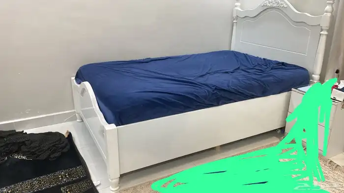 سرير نفر ونص استغمال نظيف 0
