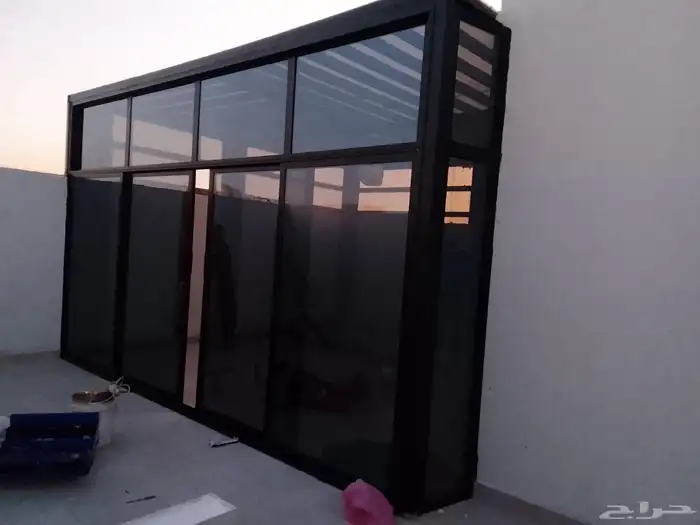 تفصيل وتصميم واجهات سكريت 3