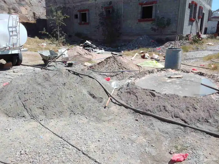 بنا ثمايل صغير وكبير وحداد ونجار وبنا بلوك 4