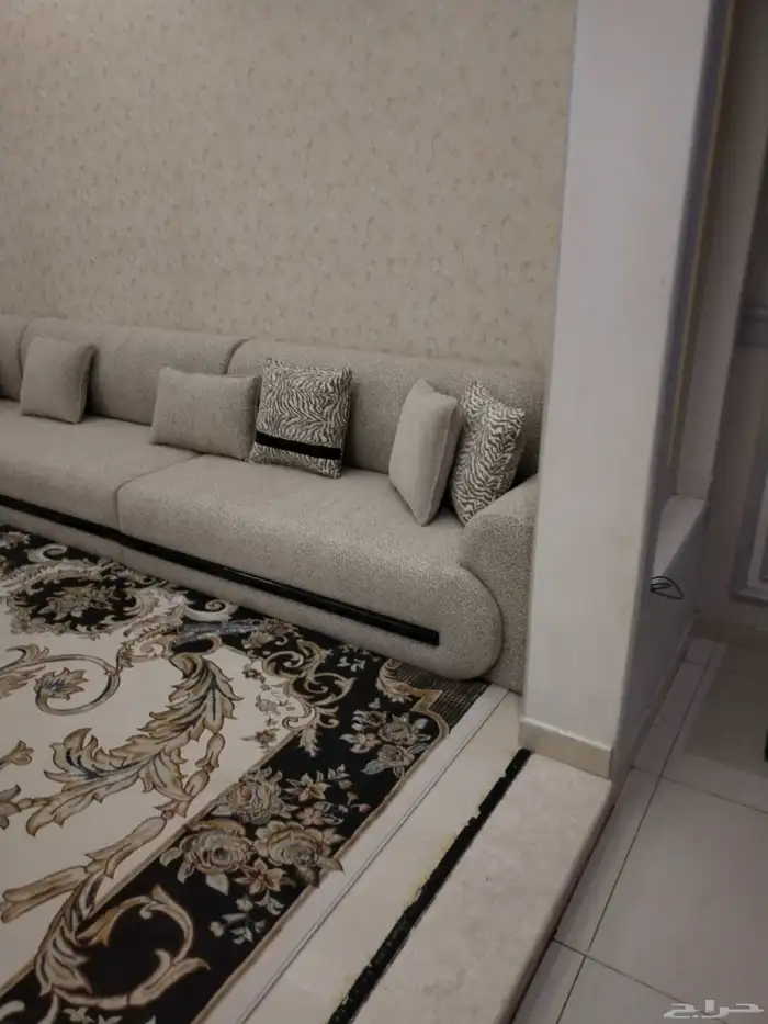 أثاث منزلي تفصيل حسب الطلب كنب وستاير 6