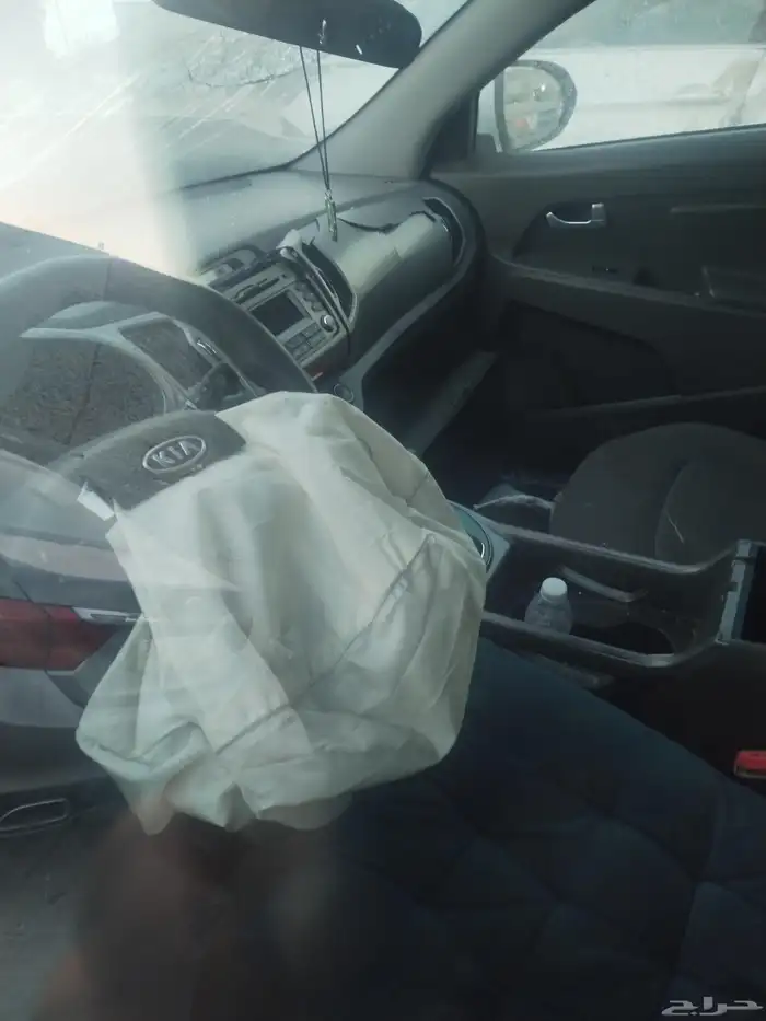 للبيع جيب كيا سبورتاج مصدومه 6