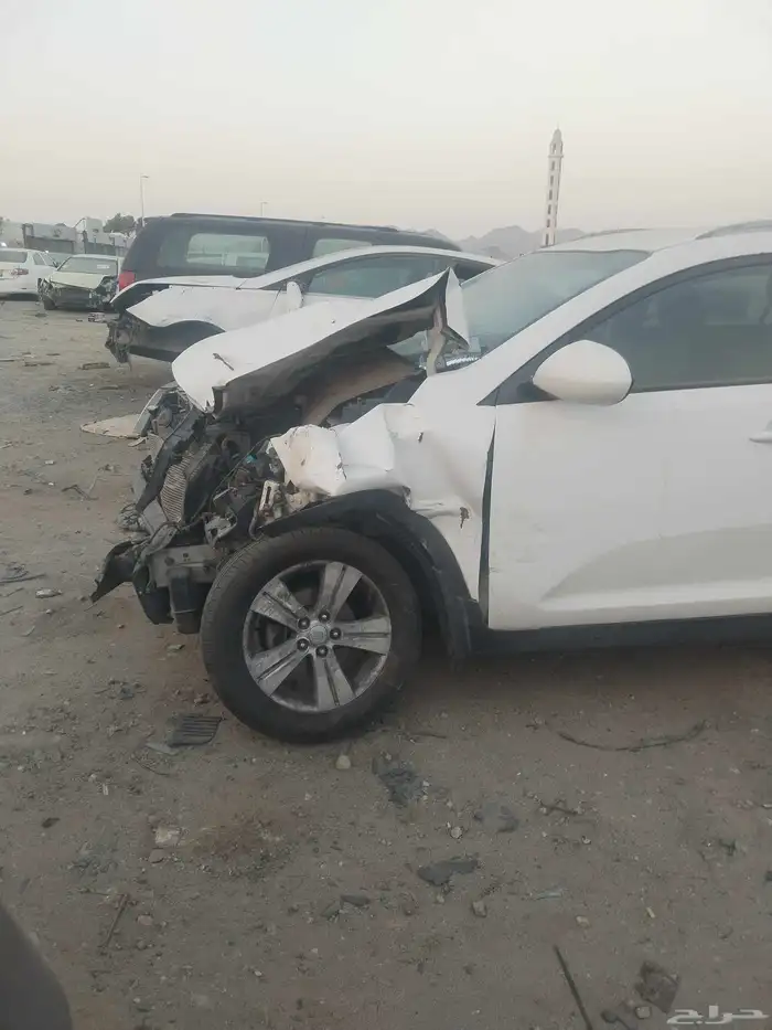 للبيع جيب كيا سبورتاج مصدومه 4