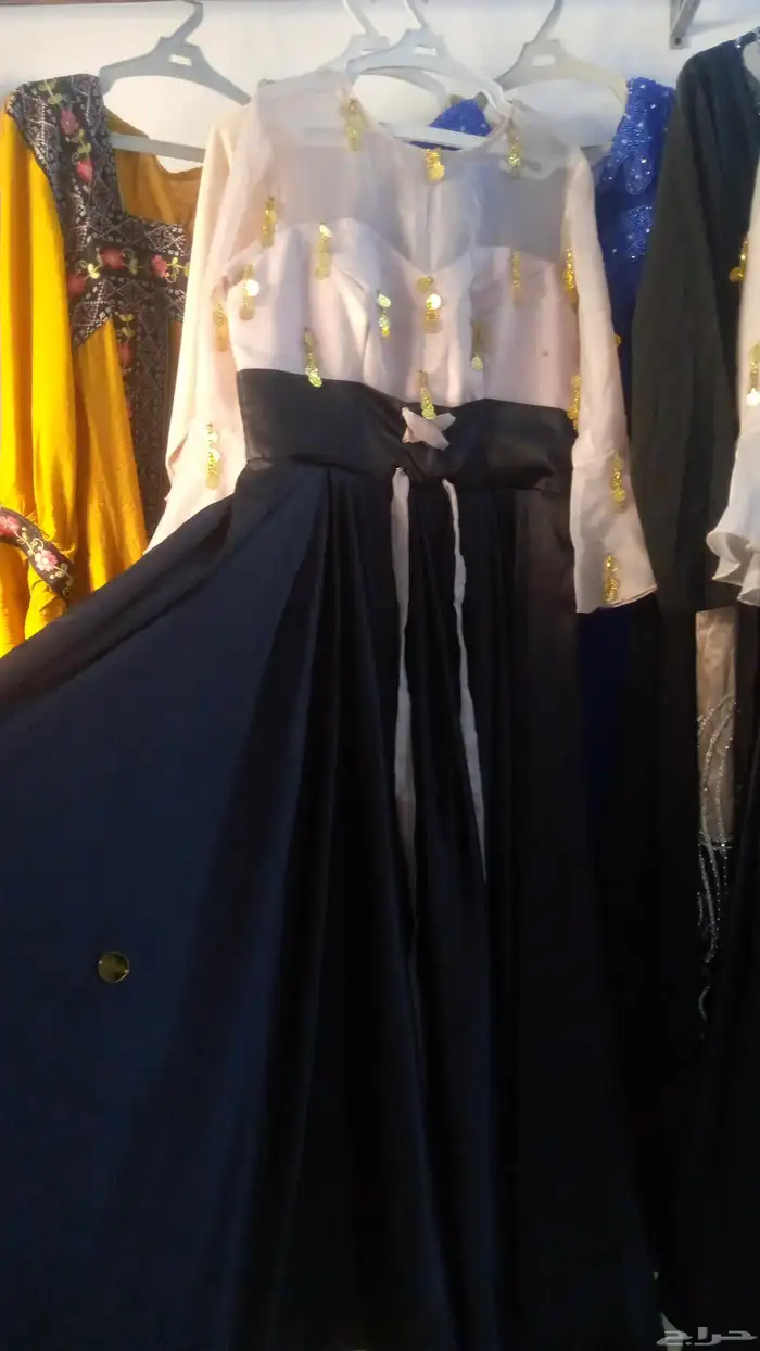 فساتين ايجار 0