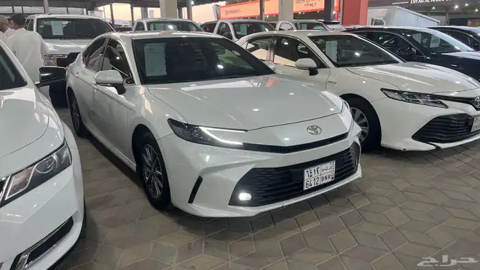 تويوتا كامري 2025 E   عبداللطيف جميل 0