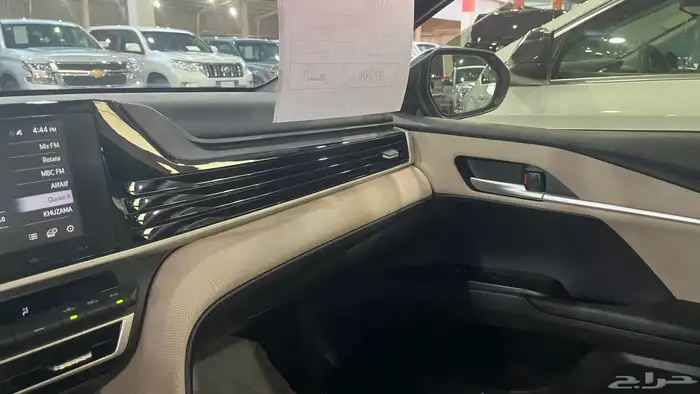 تويوتا كامري 2025 E   عبداللطيف جميل 14