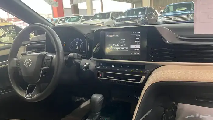 تويوتا كامري 2025 E   عبداللطيف جميل 29