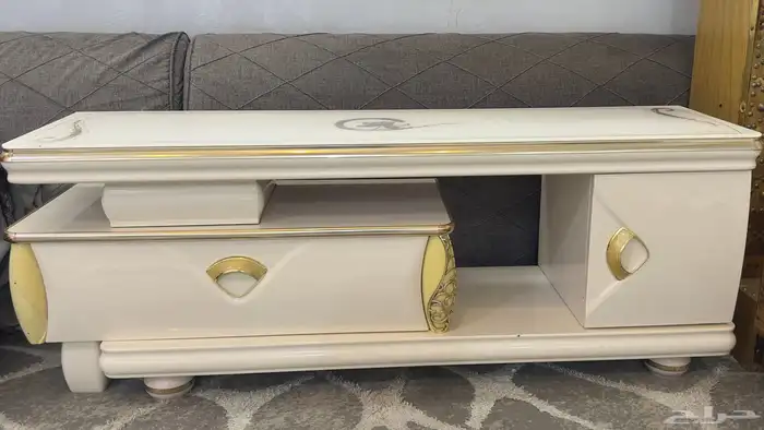 طاوله تلفاز   طاوله خشب مع الخدمه حقتها   طاولة كنب 0