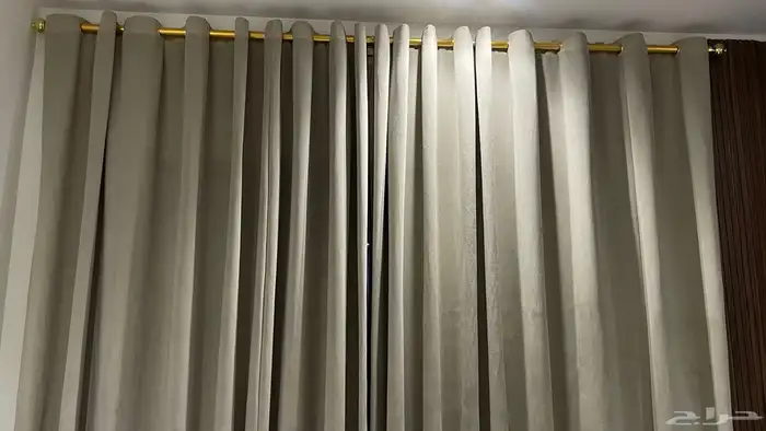 ستاره العرض 305 الطول 275 0