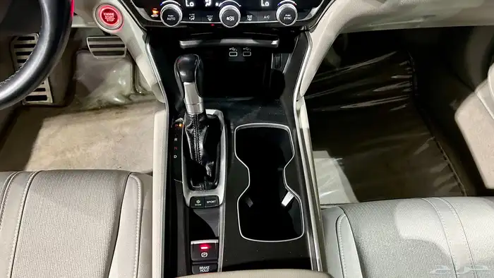 هوندا أكورد 2022 19