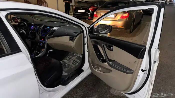 Hyundai Elantra 2016 2000CC 7