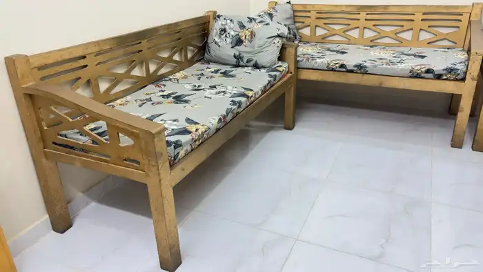 كراسي خشبيه 0