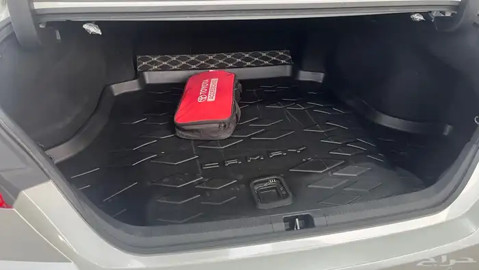 تويوتا كامري 2025 E   عبداللطيف جميل 27