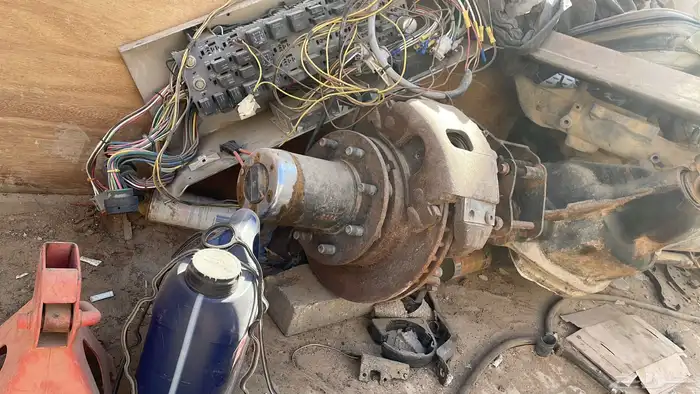 دفرنس امامي مع دبل مع جميع اغراضه فورد 3