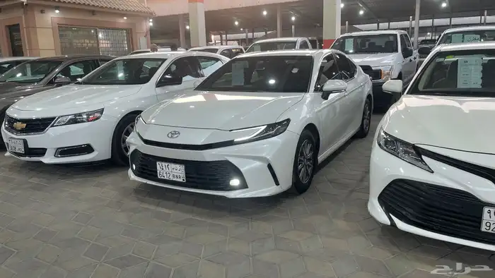 تويوتا كامري 2025 E   عبداللطيف جميل 3